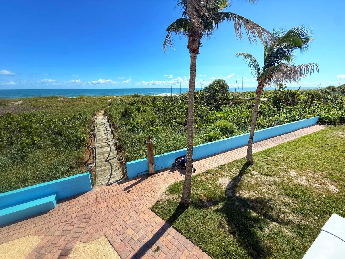 Beachfront Townhouse w/ private beach access property photo 3