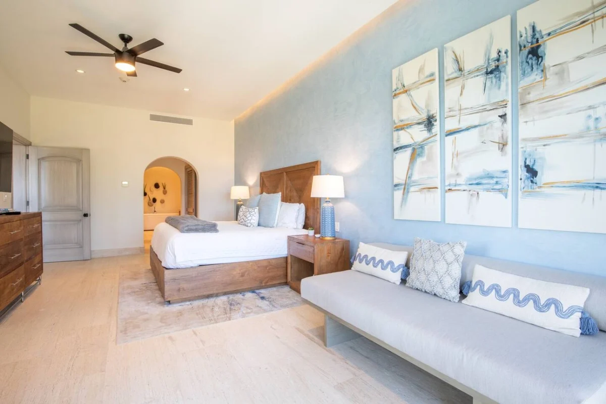 Luxury Villa Retreat, Pool and close to the beach property photo 5