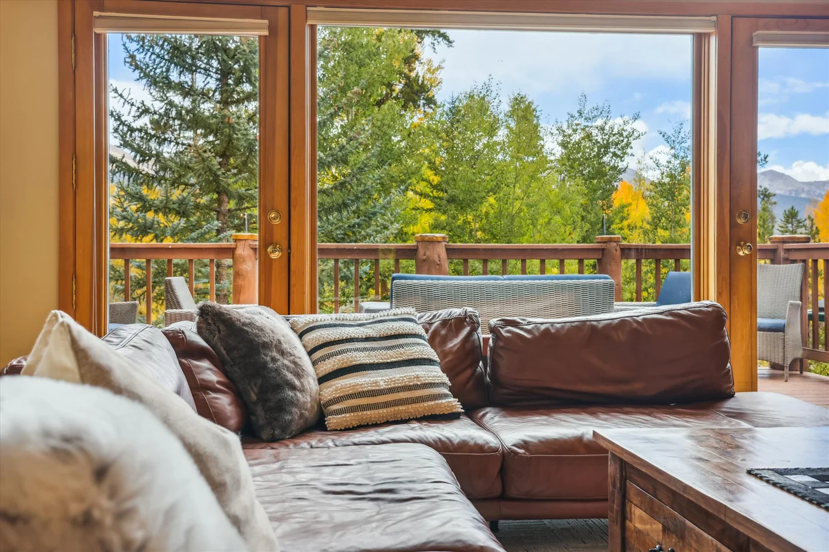 Bison Ridge Lodge property photo 3