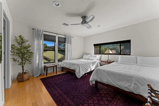 Bedroom 5 image 1