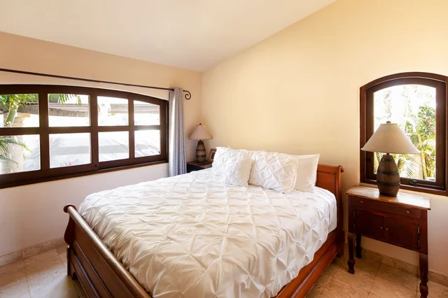 Bedroom 2 image 1