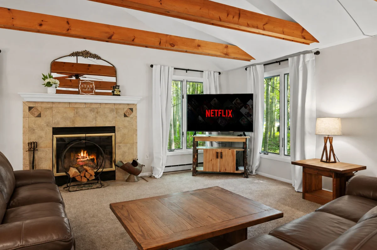 The Bear's Den property photo 2