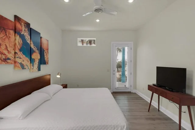 Bedroom image 1