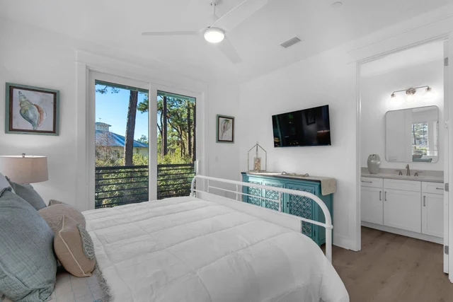 Bedroom image 1