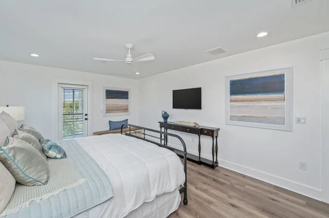 Bedroom image 1