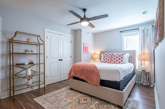 Guest Bedroom image 1