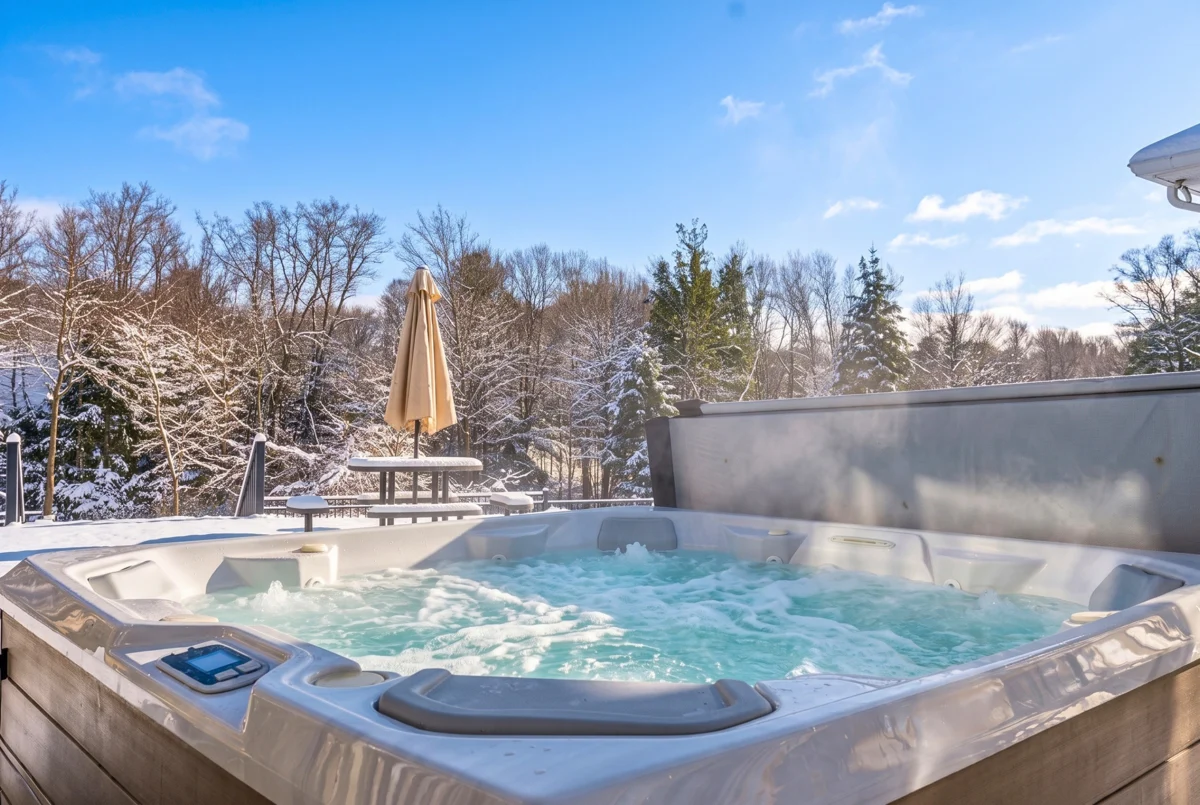 Poconos Luxury Resort: Pool, Theater, Games property photo 4