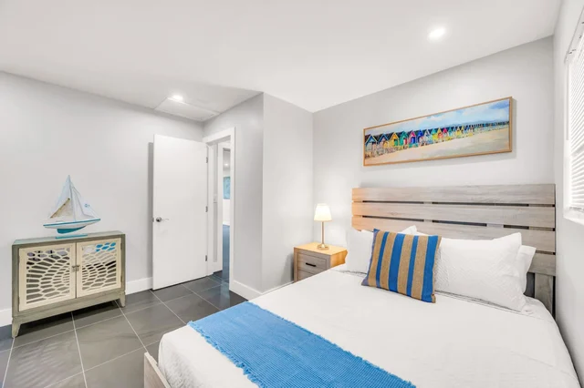 Bedroom 1 image 1