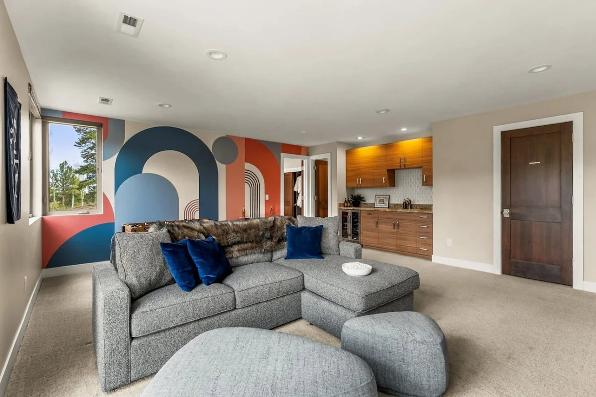 Summit Solace, LUXE 360° Views, Hot Tub, Games property photo 5