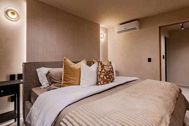 Bedroom 3 image 1