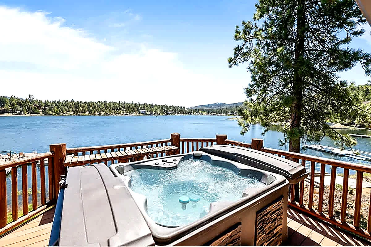 Lakefront, Dock, Spa, Near Village & Slopes property photo 4