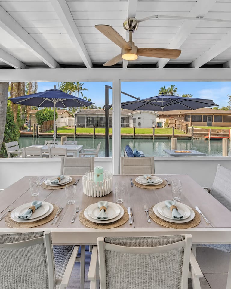 Casablanca 2, Waterfront w/ Boat Dock &Hot Tub 2mi FLL 4mi Beac property photo 3