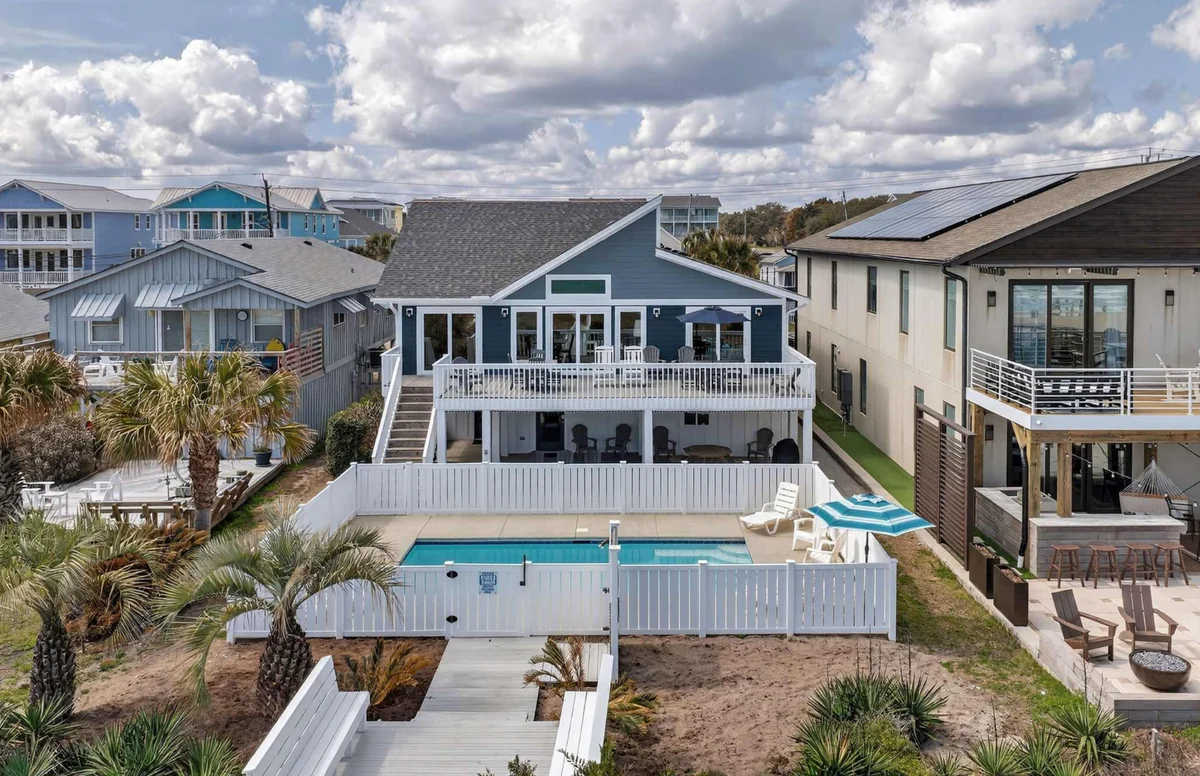 Sea Monster, Oceanfront, Private Pool, Beach Access & Pet Friendly property photo 2