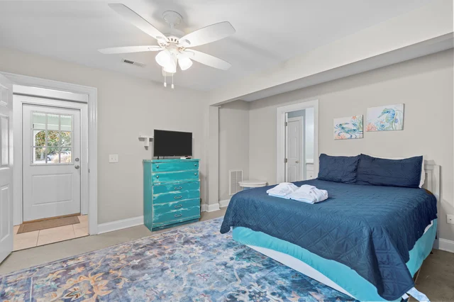 Bedroom 1 image 1
