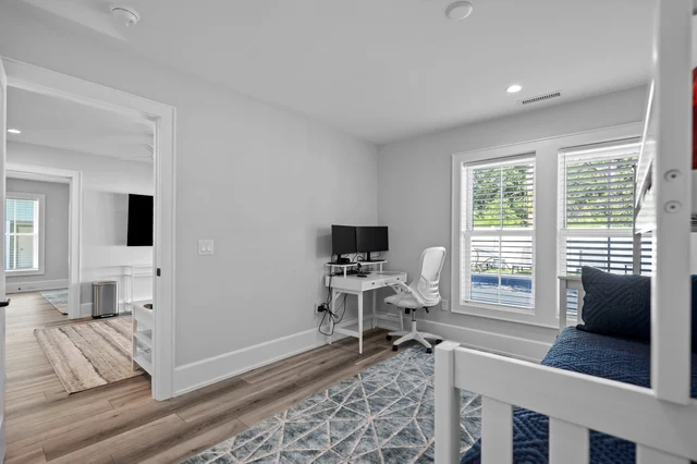 Bedroom 1 image 1