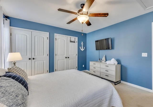 Bedroom 4 image 1