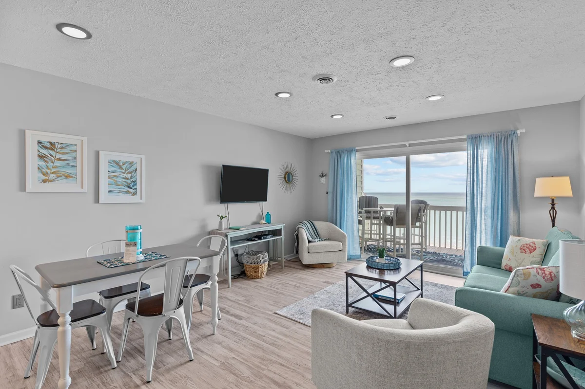 OD 703 Oceanfront Condo with 2 decks Indoor and Outdoor Pools property photo 2