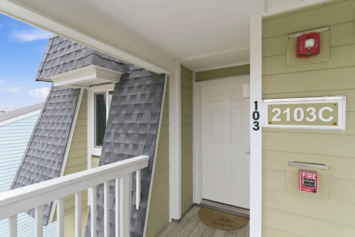 OD 2103C Top Floor Oceanfront Condo, elevator, Indoor/Outdoor Pools property photo 3