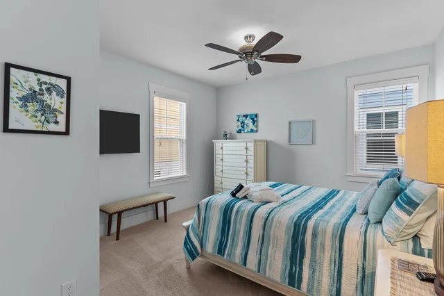 Bedroom 3 image 1