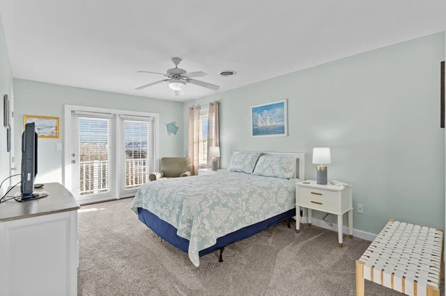 Bedroom 1 image 1
