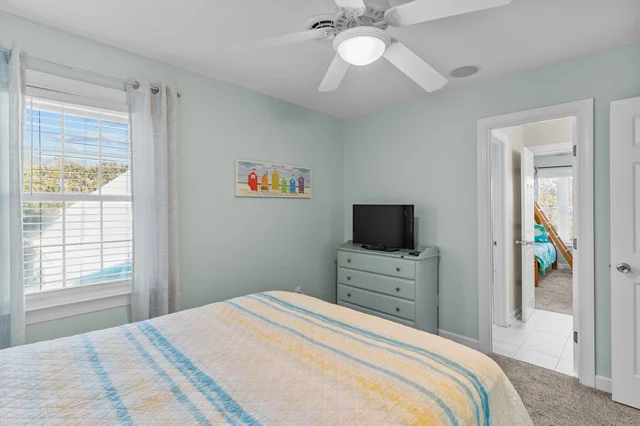 Bedroom 4 image 1