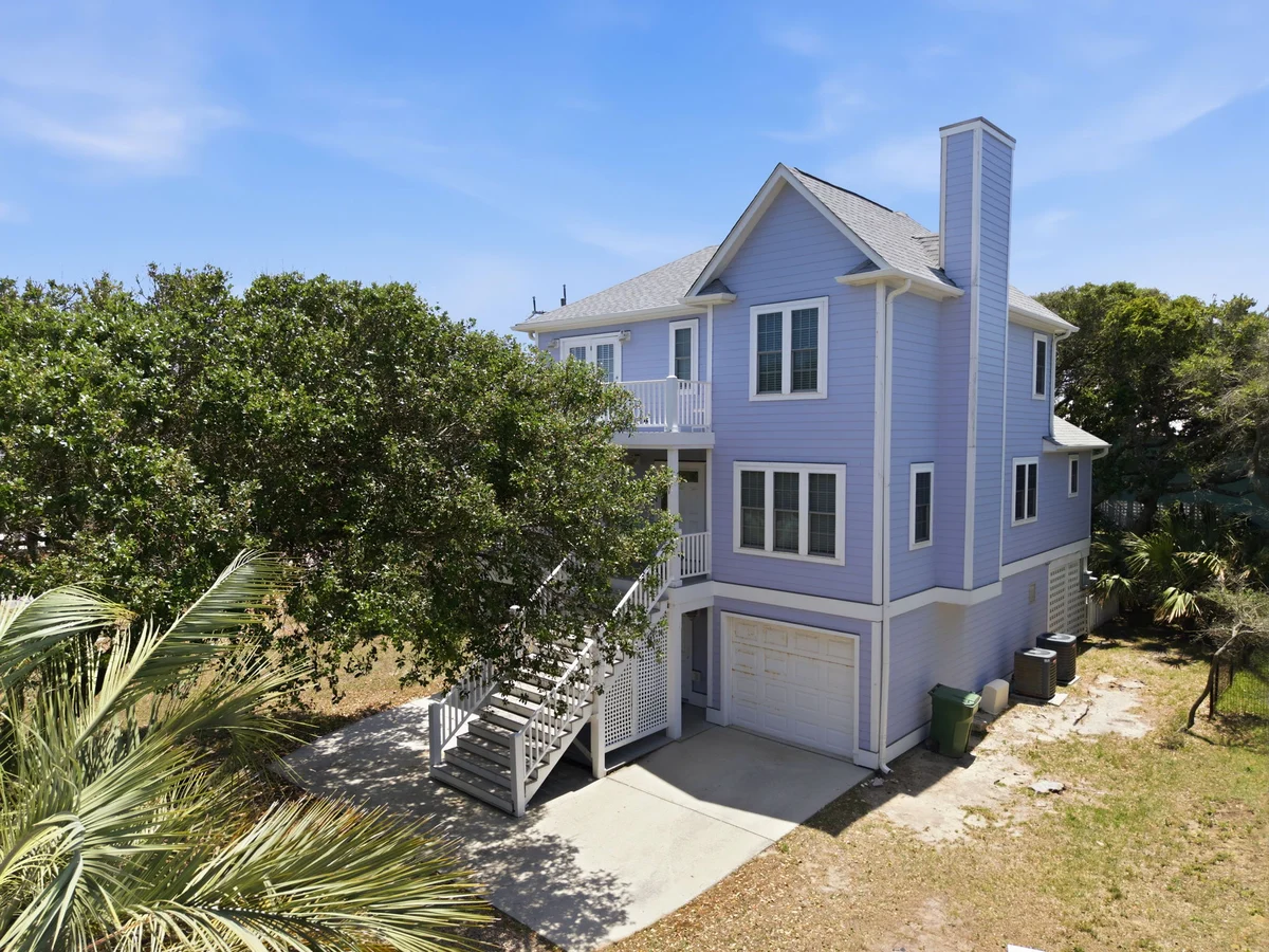 Breath of Heaven - spacious, quiet house across the street from the beach property photo 2