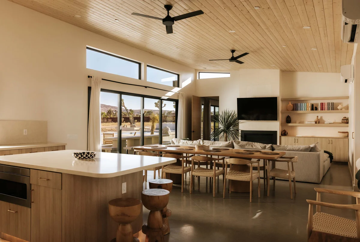 The Beachhouse in the Desert property photo 5