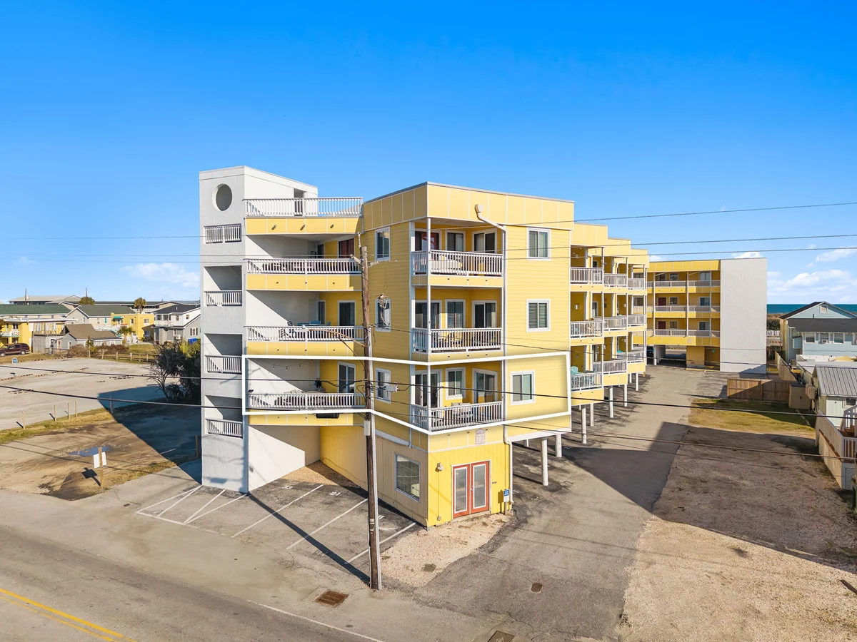Beach Harbour 11 at The Carolina Beach Boardwalk Villa property photo 1