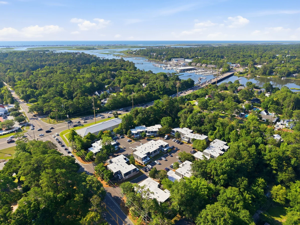 Minutes to Wrightsville Beach, Downtown & UNCW property photo 4