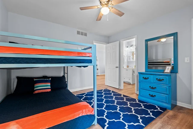 Bedroom image 1