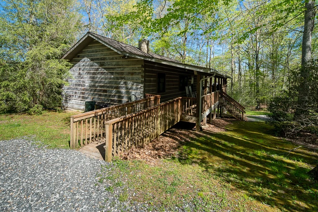Grey Fox Cabin between Boone and Blowing Rock property photo 5