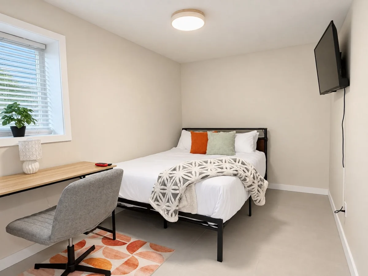 Modern Beacon Hill Home - A2 property photo 5