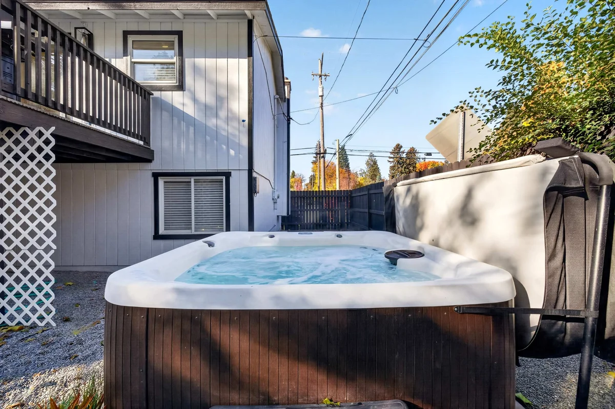The Clubhouse on 11th- Hot Tub & Arcade property photo 1
