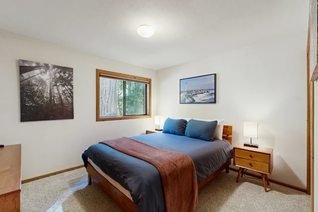 Bedroom 1 image 1