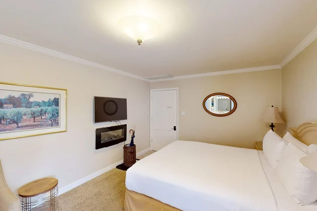 Bedroom image 1