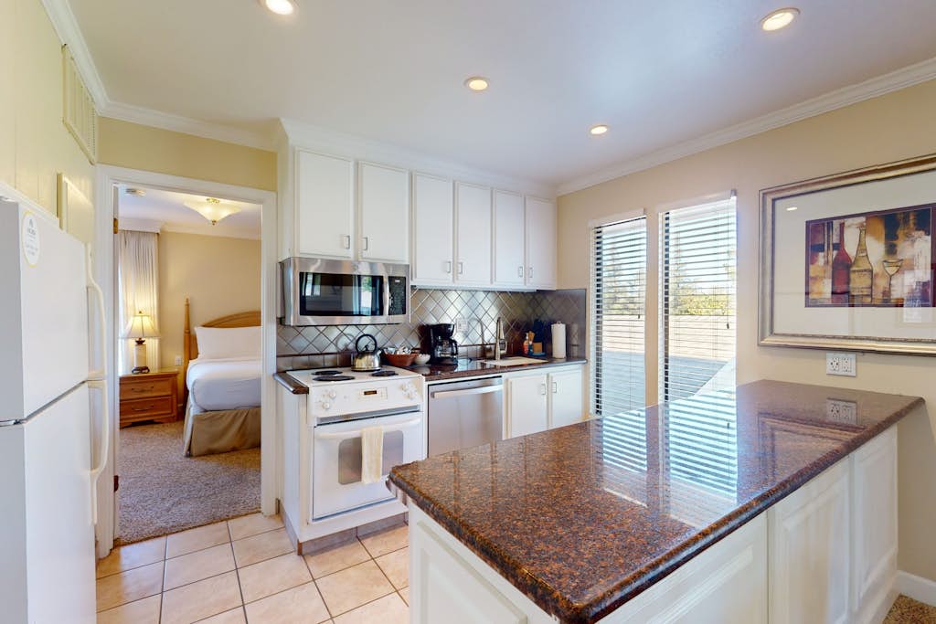 Silverado Resort and Spa 266 & 267 - Two King Suites, Golf-View Balcony off the Main Unit property photo 4
