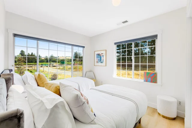Bedroom image 1