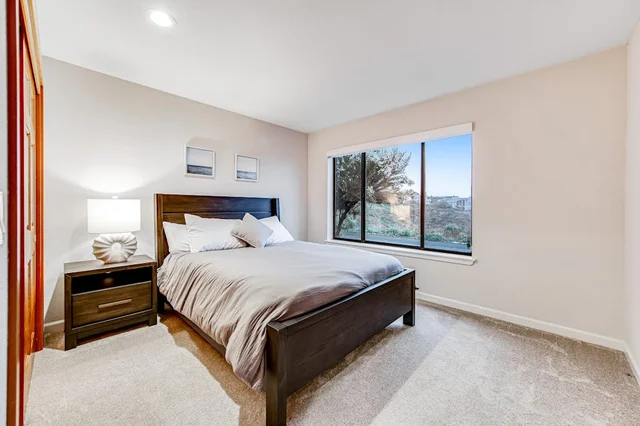Bedroom image 1