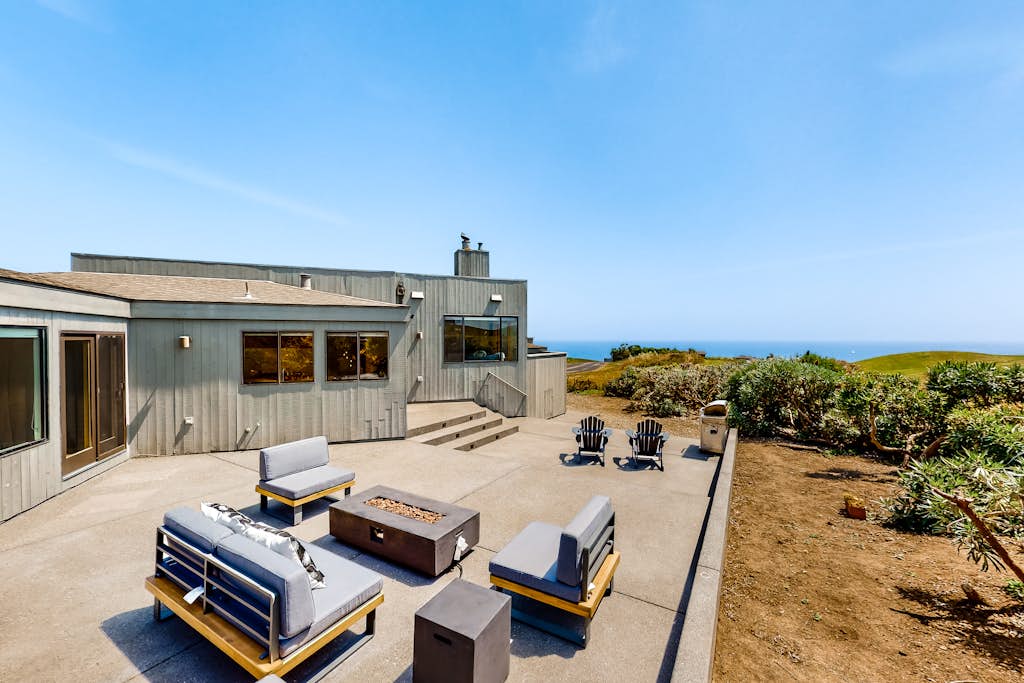 Latitude 38 - Bodega Bay Oceanview Home by Golf Course property photo 3