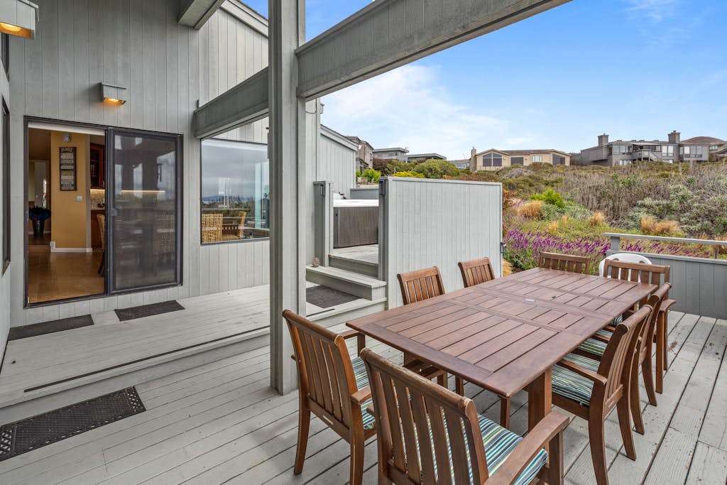 Eagles nest - Bodega Harbour Ocean-View Hot Tub Retreat property photo 2