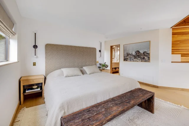 Bedroom image 1