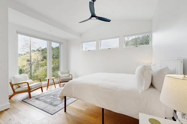 Bedroom image 1