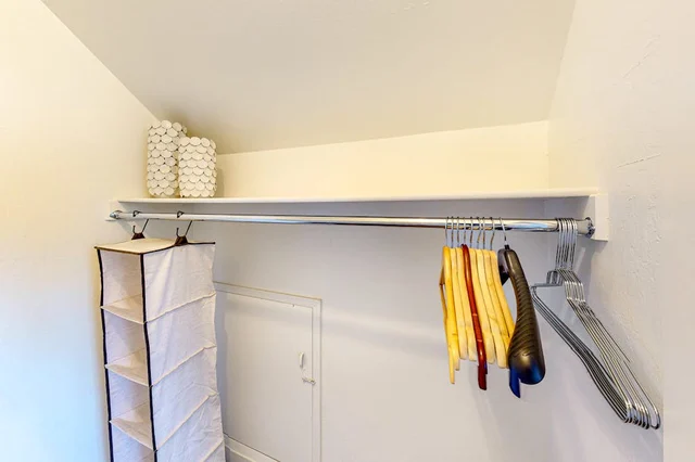 Bedroom image 1
