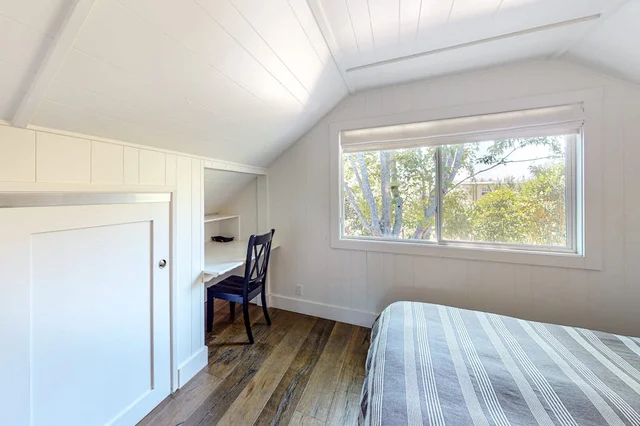 Bedroom image 1