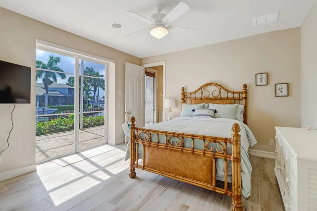 Bedroom image 1