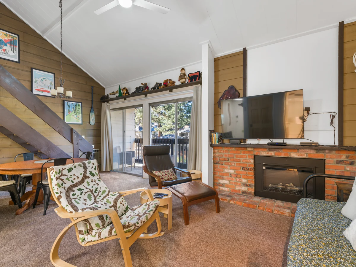 Mountain Shadows G15 Studio/Loft The Alpine Loft property photo 3