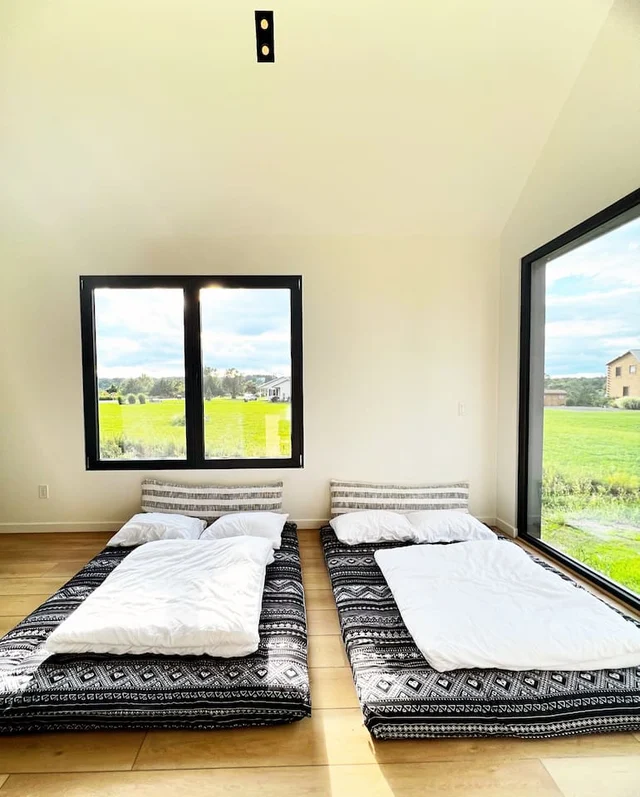 Bedroom 3 image 1