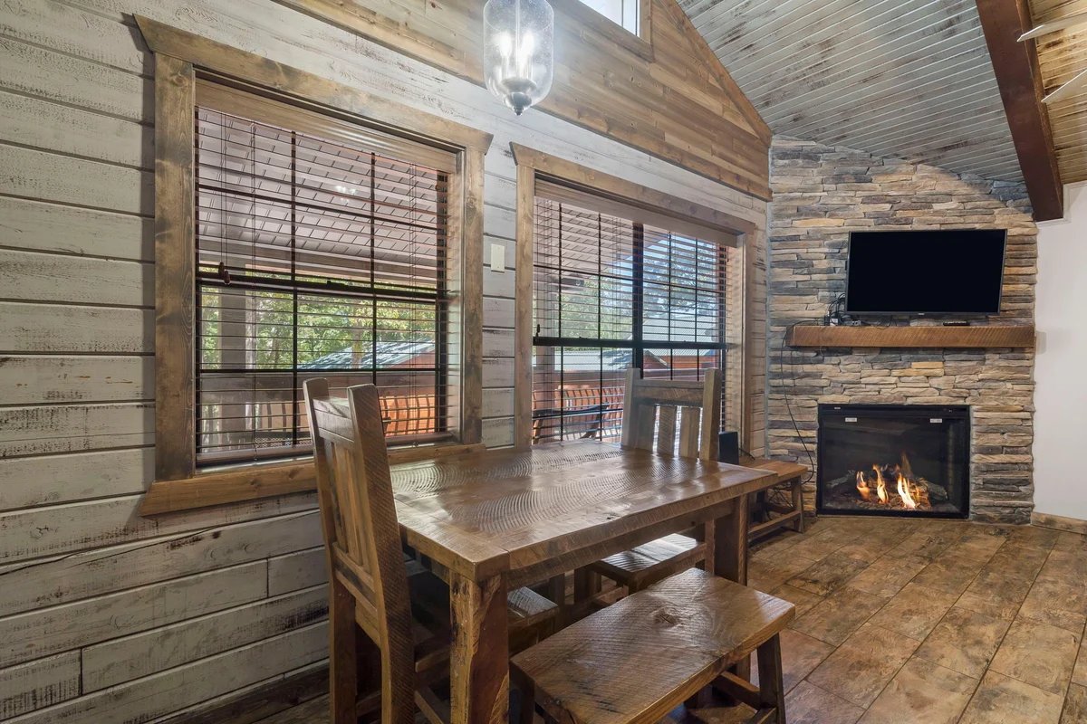 Indian Point - Cabins 19, DNR, LTD property photo 5
