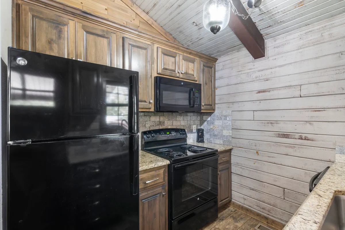 Indian Point - Cabins 19, DNR, LTD property photo 2