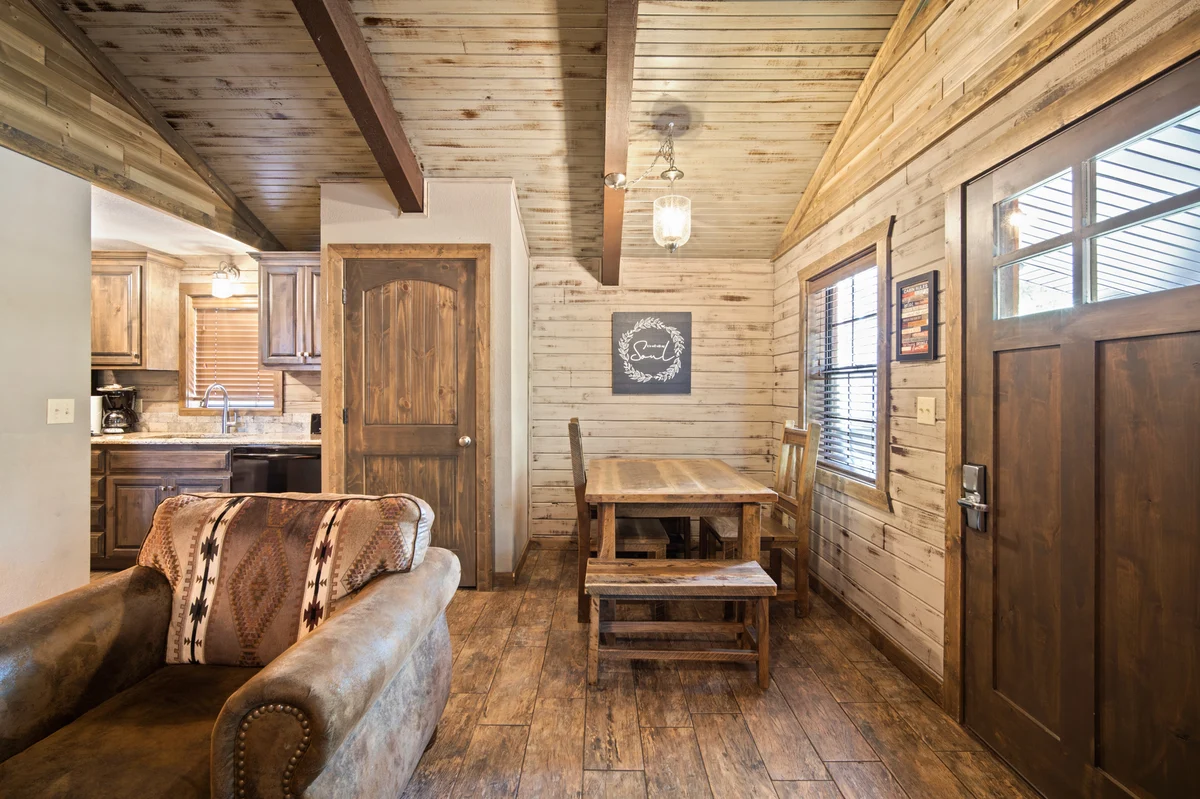 Indian Point - Cabins 10, DNR, LV property photo 5